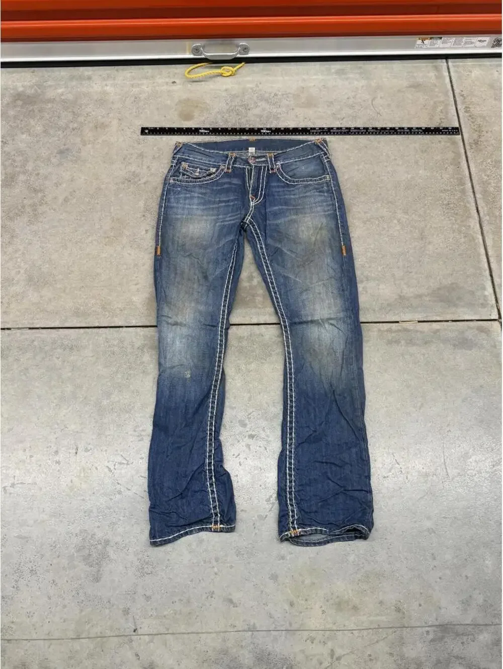 vintage true religion dark blue straight leg jeans size 30 x 30